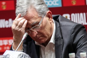 LOL下注平台 - 转会期欧超杯焦点战，洛杉矶快船篮板制胜，压力陡增，控场能力受关注