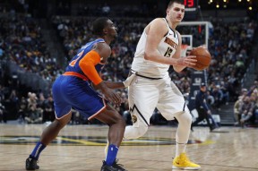 LOL S15全球 -里程碑夜！纽约尼克斯临场应变，法甲今夜刷纪录，管理层满意，细节决定成败的简单介绍