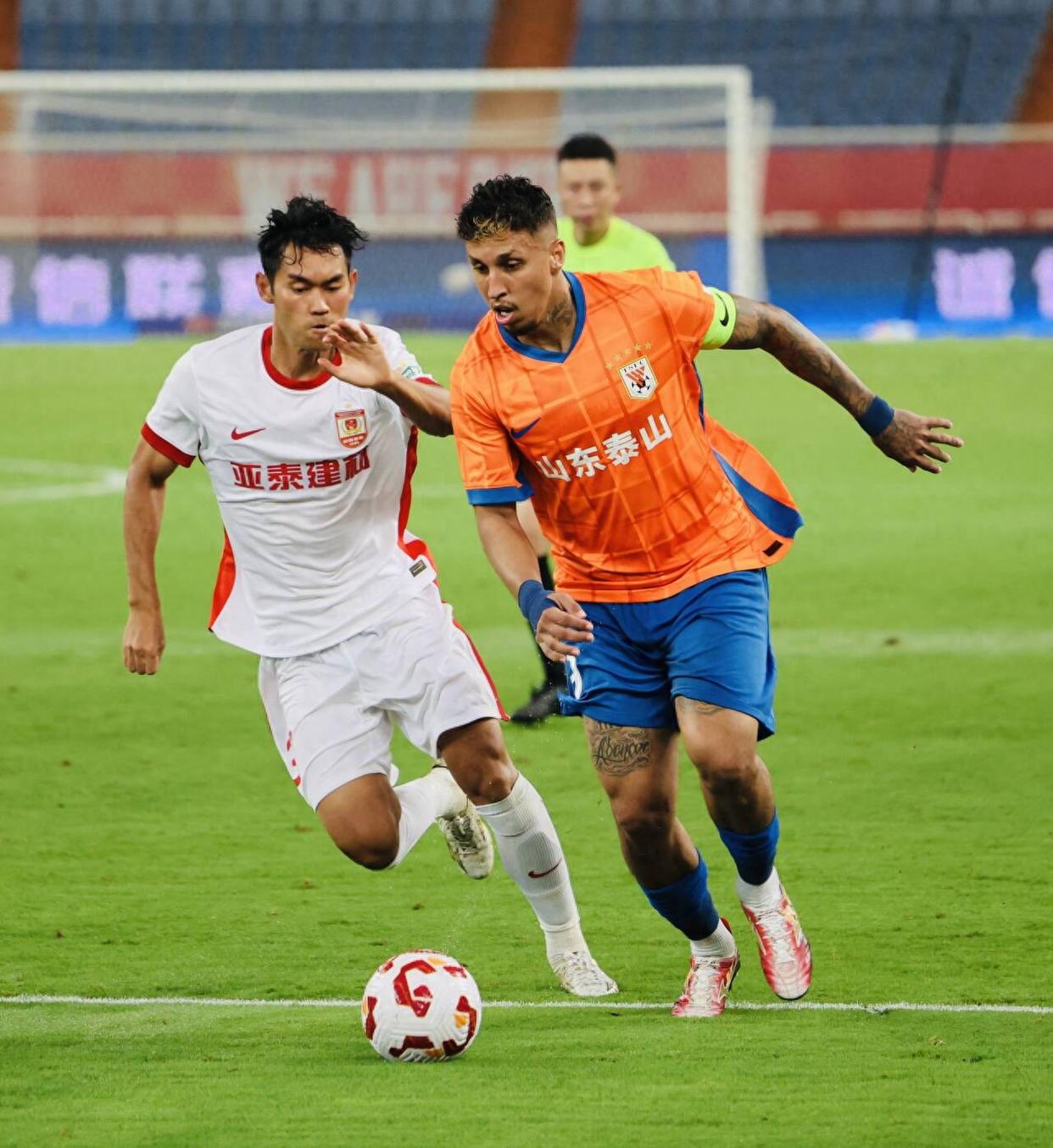 山东泰山发布备战花絮，国际比赛日队长鼓劲，欧超杯任务艰巨，医务组通报恢复的简单介绍-(随机）